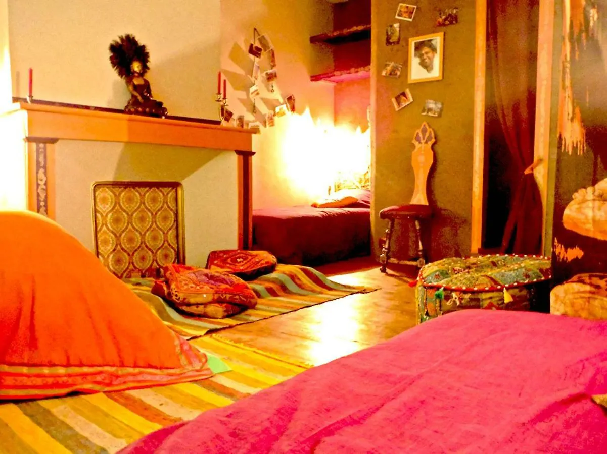 Séjour chez l'habitant Chambres d'Hotes La Mystérieuse Soulan  France