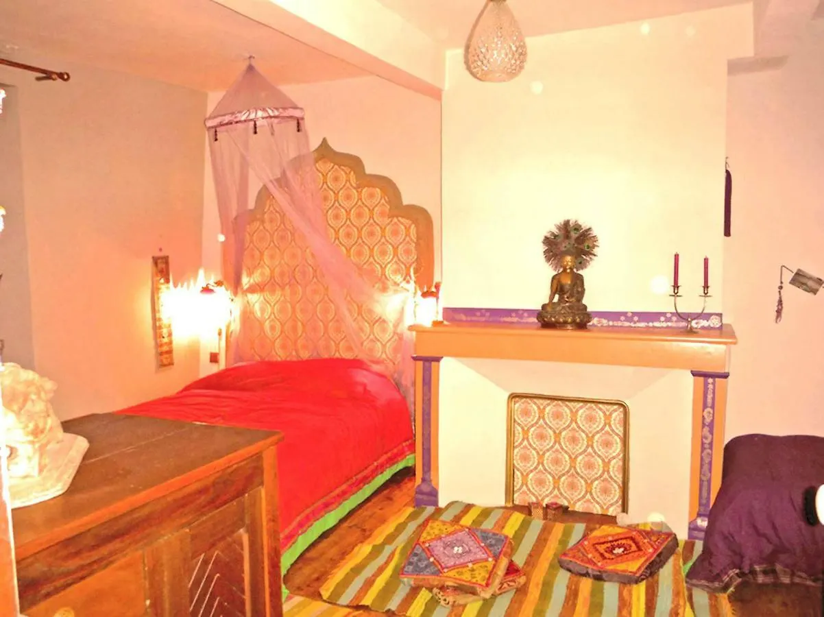 Chambres d'Hotes La Mystérieuse Soulan  Séjour chez l'habitant Soulan (Hautes-Pyrenees)